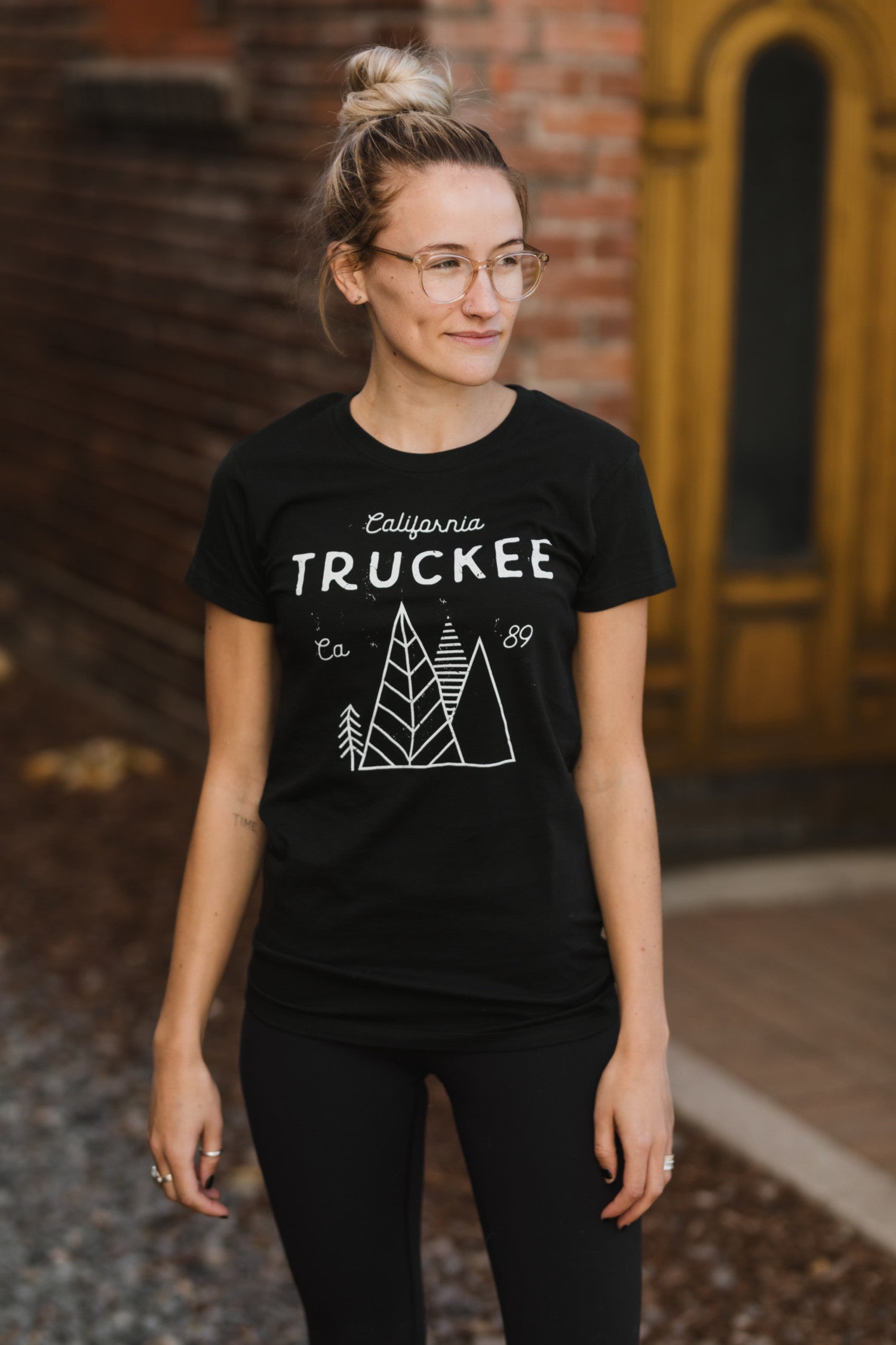 Women's Truckee Tee - Black